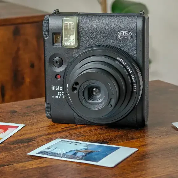 Extra Camera - Image 2